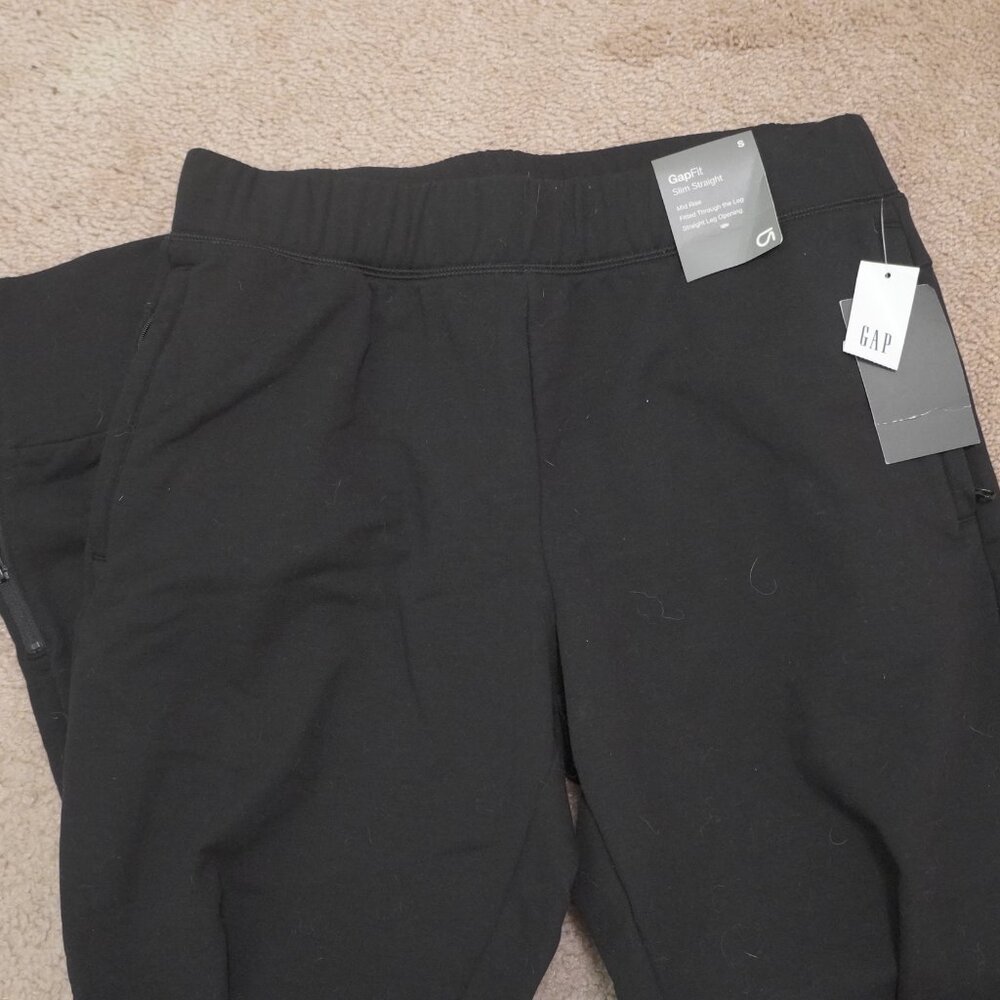 GAP Sweatpants NWT